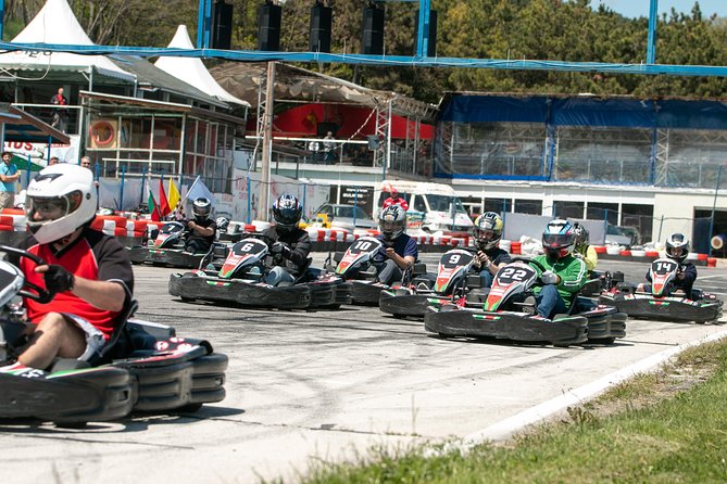 15 Min Of Go Karting - Safety, Helmets, and the Real Meaning of a Briefing