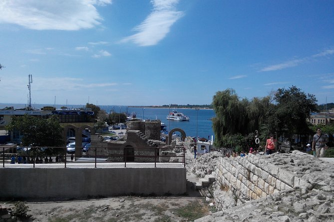 4-hour Boat Trip with Fishing, Lunch and Unlimited Drinks in Nessebar - Fishing time: what the included rods really mean