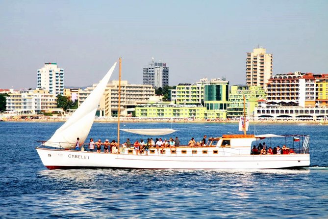 4-hour Boat Trip with Fishing, Lunch and Unlimited Drinks in Nessebar - What you do on the water: bays, views, and a true half-day rhythm