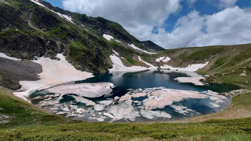 7 Rila lakes and Rila monastery day tour from Sofia - Rila Monastery: frescoes and the stories you hear after hiking