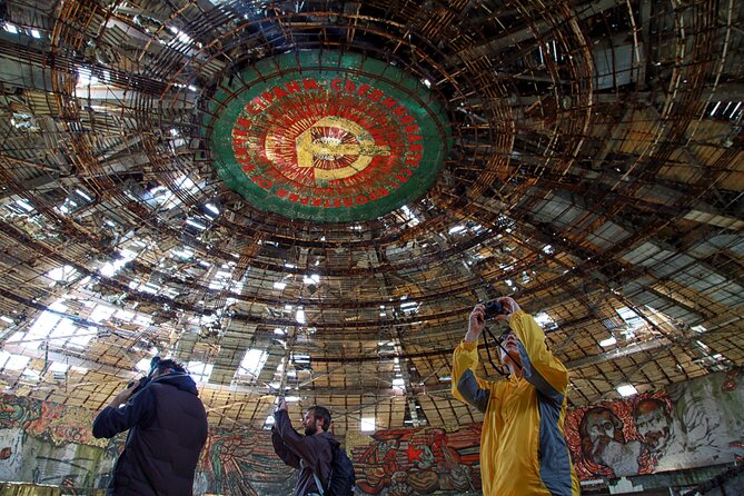 A Day trip to the Thracian Kings, The Valley of Roses & Buzludzha - Valley of Roses: When to Go and What You’ll Do There