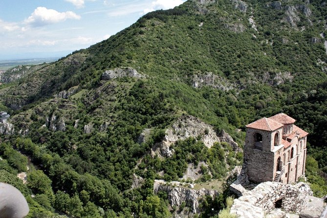 Asen's Fortress Self-Guided - Walking and steps: what to do if your footing is limited