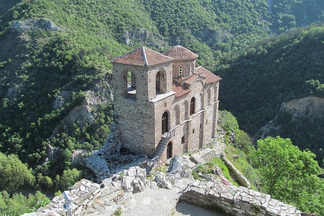 Bachkovo Monastery & Asen's Fortress - day tour from Plovdiv - Bachkovo Monastery: Virgin Mary’s icon, frescoes, and layers of time