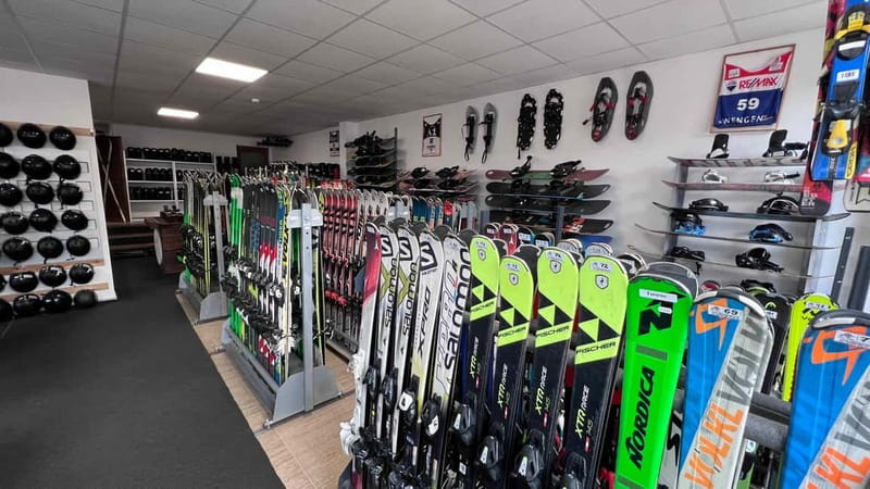 Bansko: Ski and Snowboard equipment rental - A Simple, Slope-Focused Day Plan