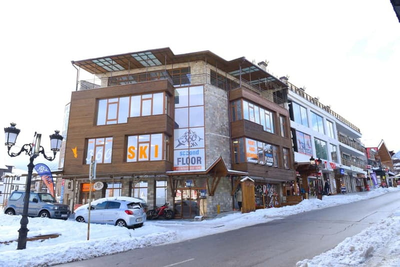 Bansko: Ski and Snowboard equipment rental - What You Actually Get for $20, and What You Still Need