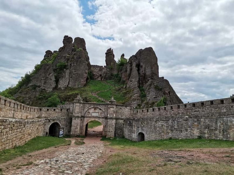 Belogradchik Rocks & Venetsa Cave Day Trip from Sofia - Key Highlights Worth Booking for