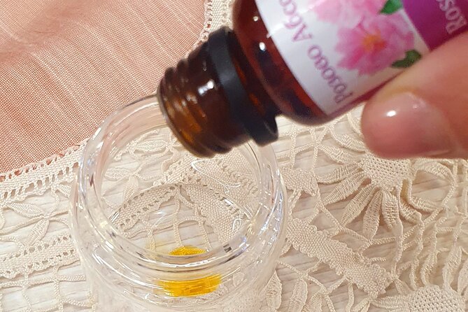 Bulgarian Rose Aromatic Experience - Tastings: tea, rose drink, and rose sweets that actually match the story