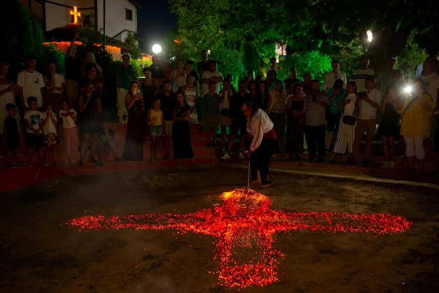 Bulgarian Village Folklore Show with Dinner - Joining the action, including kids’ surprises