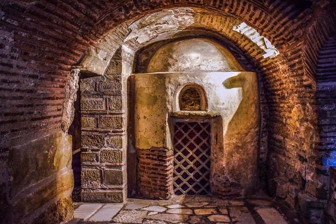 Catacomb Tour in Sofia guided by a Local - Guide-led storytelling: where Nayden-style explanations shine