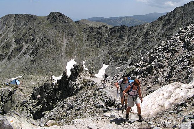 Climb to Musala Summit (2925m) - What the huts are really for (and why bringing snacks still helps)