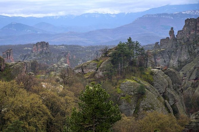 Day tour to the Natural wonders Belogradchik Rocks & Venetsa cave - Stop 1, Belogradchik Fortress: Short visit, big context
