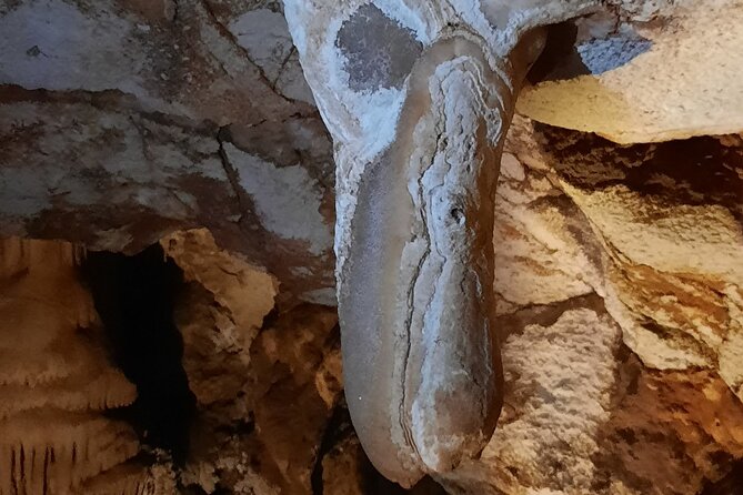 Day tour to the Natural wonders Belogradchik Rocks & Venetsa cave - Stop 2, Belogradchik Rocks: The famous formation with photo-friendly timing