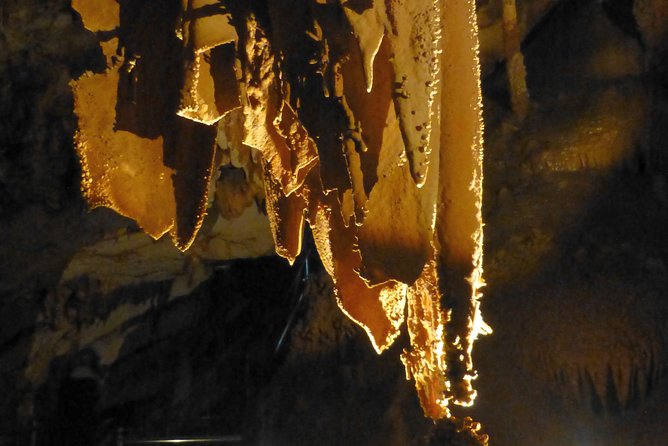 Day tour to the Natural wonders Belogradchik Rocks & Venetsa cave - Timing, shoes, and food: How to make the 11 hours work for you