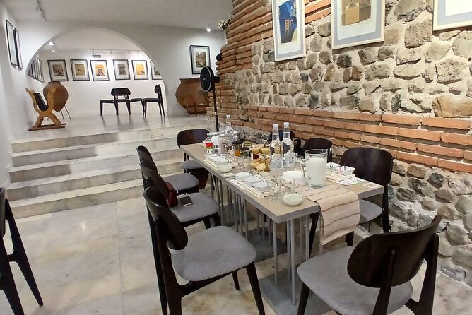 Experience Bulgarian Yogurt Tasting and Cultural History - Family-run warmth: what the host style adds to the tasting