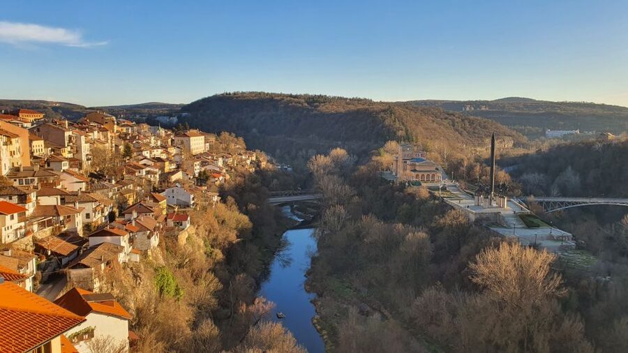 From Bucharest: Bulgaria 1-Day Tour - Lunch planning without included meals, getting local fast