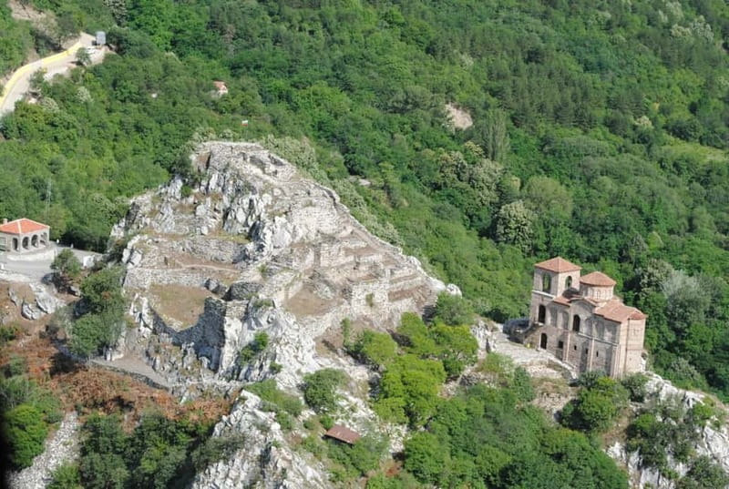From Plovdiv: Bachkovo Monastery & Asen’s Fortress Tour - Asen’s Fortress remains and the Church of the Holy Mother of God