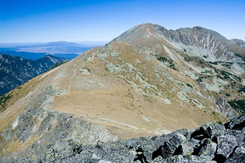 From Plovdiv: Musala Peak Full-Day Trekking Tour - Musala Mountain Hut and the lake sequence: how the route builds anticipation