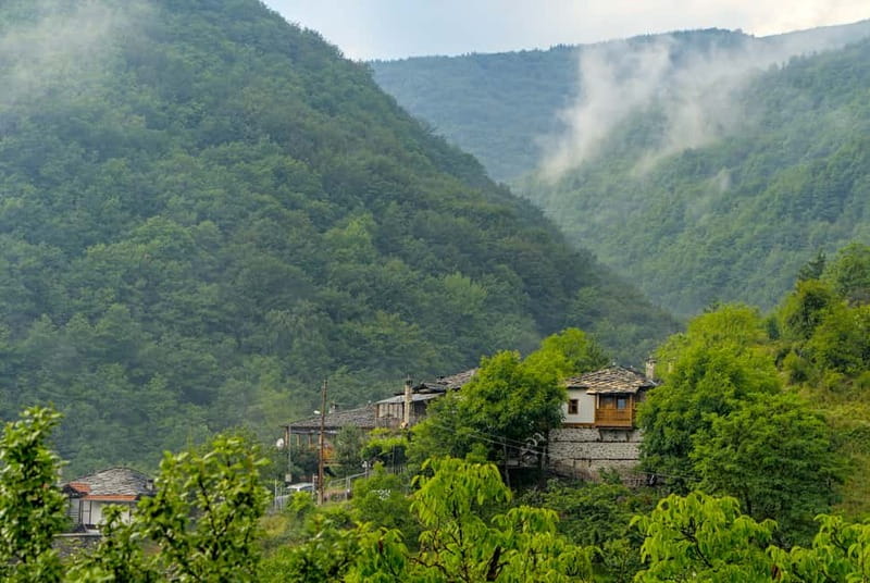 From Plovdiv: Wonderful Bridges and Rhodope Cuisine Day Trip - How the day runs from Plovdiv (and why the timing matters)