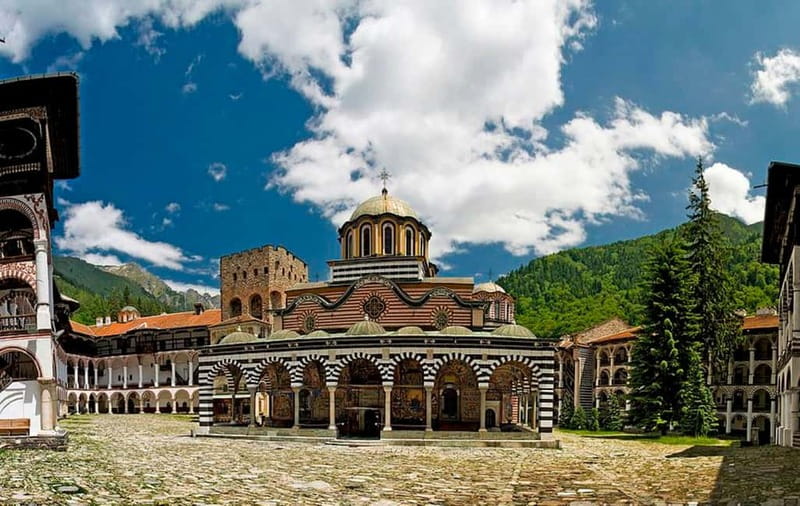 From Sofia: 7 Rila Lakes and Rila Monastery Extended Trip - Who this fits best, and who should skip it