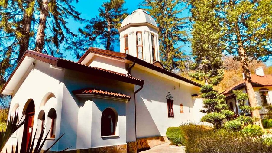 From Sofia: Bankya Royal Baths, Monastery and Trails Tour - Royal Baths Resort, Mineral Water and 1911 Splendor