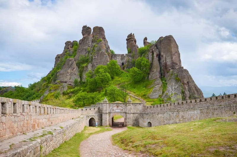 From Sofia: Belogradchik Fortress & Venetsa Cave 12 hrs Tour - Key highlights that make this tour worth it