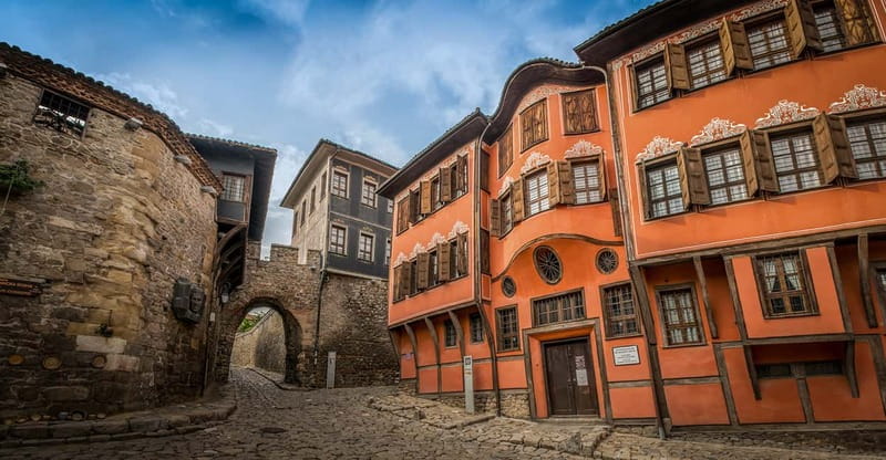 From Sofia: Full-Day Tour to Plovdiv and Asen's Fortress - The Roman Theater and Roman Stadium: seeing ruins without guessing