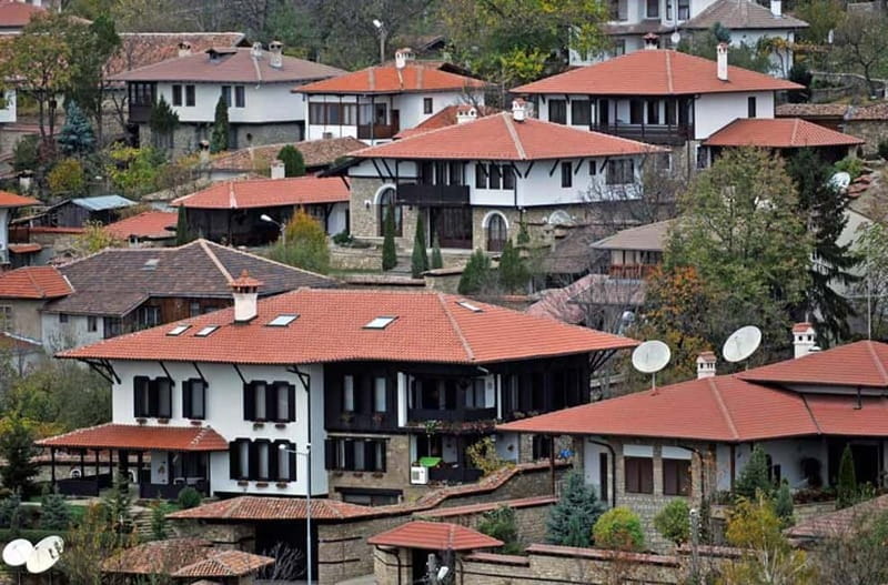 From Sofia: Veliko Tarnovo and Arbanasi - Sofia to Arbanasi: how the drive shapes the day