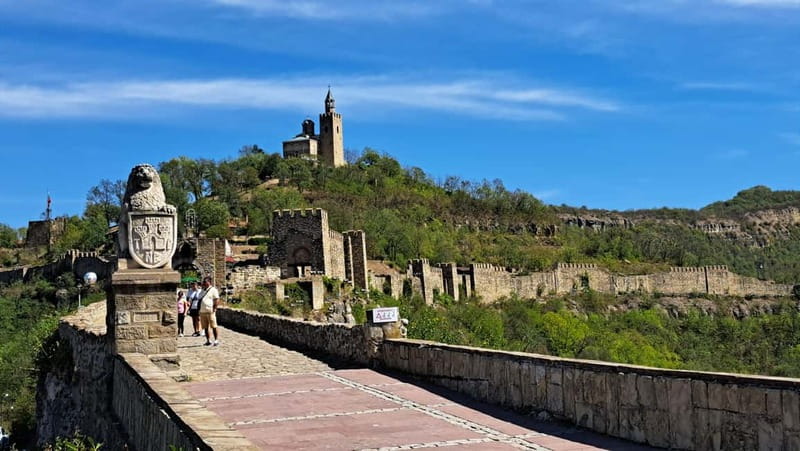 From Sofia: Veliko Tarnovo and Arbanasi Tour with Transfer - Tsarevets Fortress and Baldwin’s Tower, the hilltop “center stage”