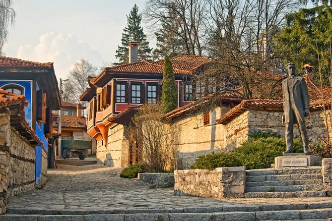 Full-Day Paragliding Guided Adventure with Lunch in Koprivshtica - Should You Book This Koprivshtica Paragliding Day?
