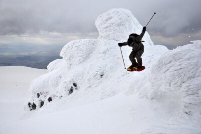 Full-day Vitosha Mountain Snowshoe Hiking Tour from Sofia
