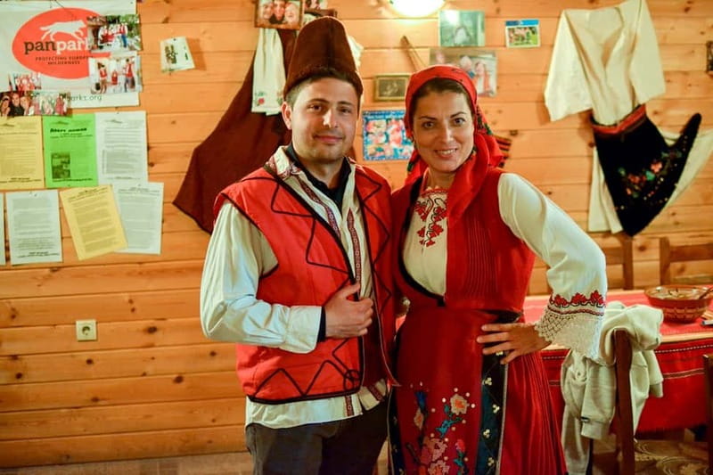 Gorno Draglishte: Local Folklore Experience w/ Food Tasting - Horo dancing: easy to join, fun to repeat