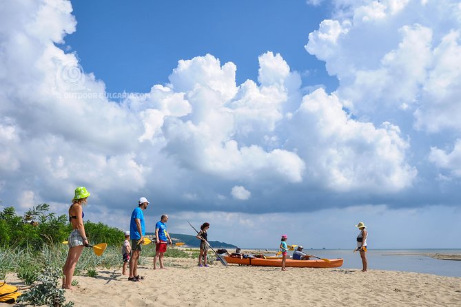 Kamchia river kayaking day tour - The first minutes matter: training for new kayakers