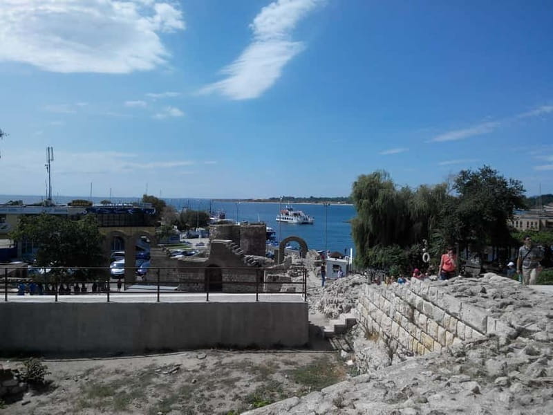 Nessebar: 4-Hour Boat Tour incl. Fishing, Lunch & Drinks - Fishing Reality: Provided Gear, Limited Control, and How to Win Anyway