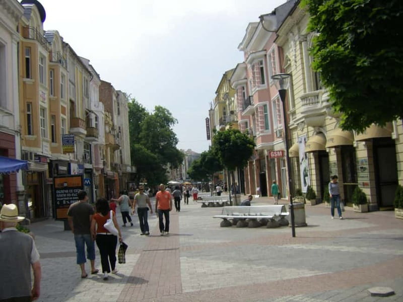 Plovdiv: 2-Hour Sightseeing Walking Tour - Strolling the long pedestrian street after the ruins