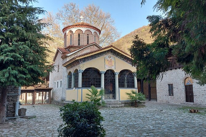 Plovdiv, Asen's Fortress and Bachkovo Monastery small group tour with pickup - Kapana break: use the time for a simple reset