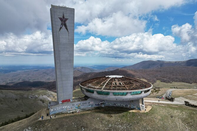 Plovdiv - Buzludzha and the Thracian kingdom valley - The Thracian Tomb of Kazanlak: short stop, serious mural detail