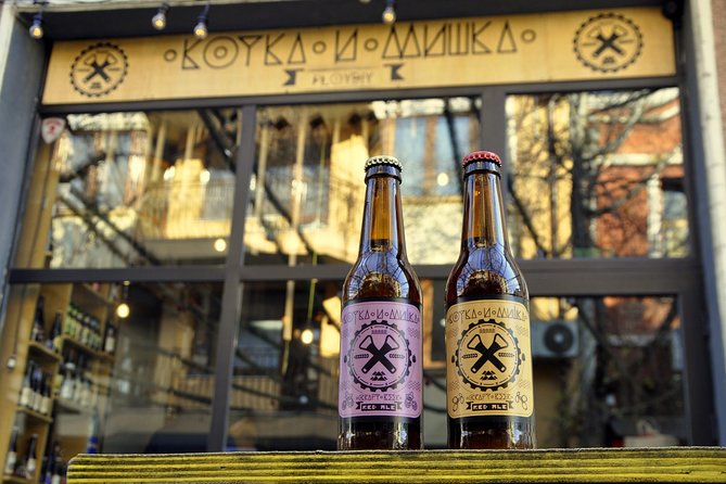 Plovdiv-History and Craft beer Small Group Tour - Kapana street style and the craft beer tasting at your stop