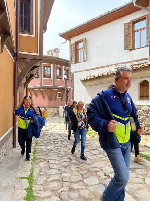 Plovdiv: Old Town Guided Walking Tour & Audioguide & Museum - Gate Hisar Kapia and Nebet Tepe: the city’s edges and power centers
