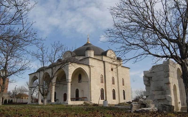 Plovdiv: Perperikon, Haskovo and Thracian Tomb Full-Day Trip - Guide Quality Makes the Difference Here