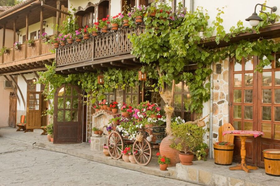 Private Day Trip to Medieval Bulgaria from Ruse - Samovodene Artisans Street: Watch Medieval Crafts Still in Action