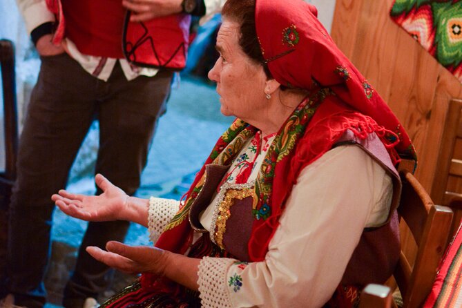 Private Experience Traditional Food Culture in Bansko - Horo dancing: the fast way to feel connected