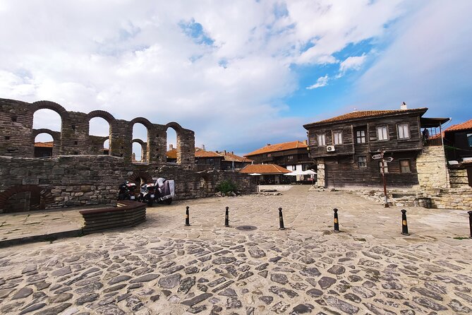 Private Guided Off-the-Beaten Path Tour in Nessebar - Church of Christ Pantocrator: the photo-friendly stop (and ticket is free)
