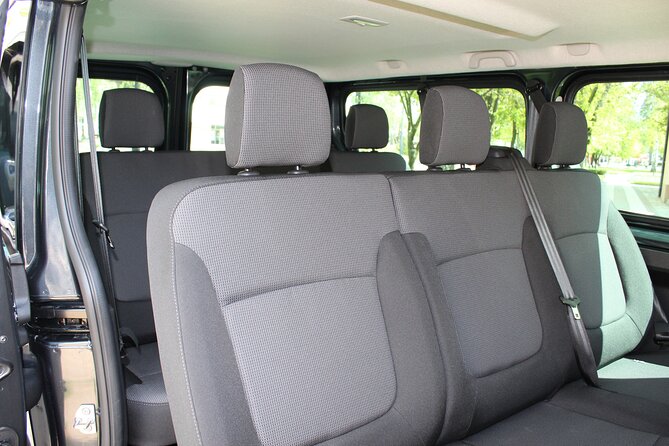 PRIVATE return transfer from Sofia to Bansko - Private Pickup That Actually Starts at the Gate