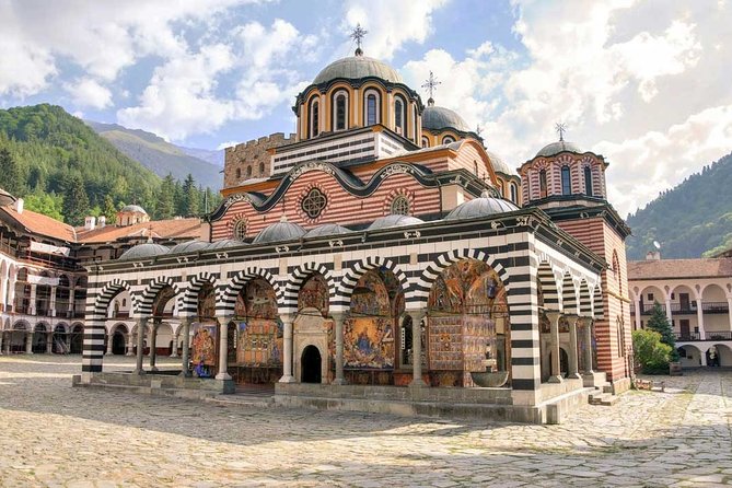 Private Transfer from Sofia Airport SOF to Sofia in Business Car - English-Friendly Drivers and Bulgarian Conversation Moments