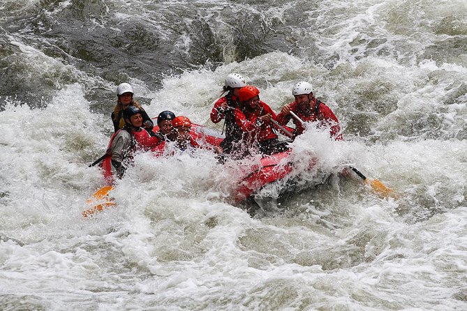 Rafting on Struma River - The Rafting BG base: showers and lockers make a difference