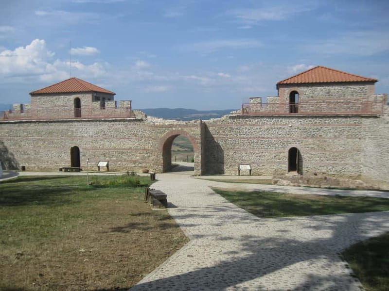 Rila Mountain Winter Day Trip - Tsari Mali Grad Fortress: What You Get and When It Closes