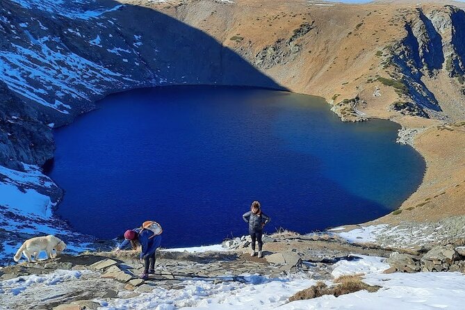 Seven Rila lakes-Snowshoeing with Waterfall and Hot Mineral pools - Snowshoeing the Seven Rila Lakes: shapes, named views, and steady climbing