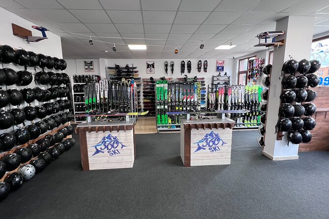 Ski and Snowboard Rental in Bansko - How your ski rental day works, from pick-up to dropping the kit back