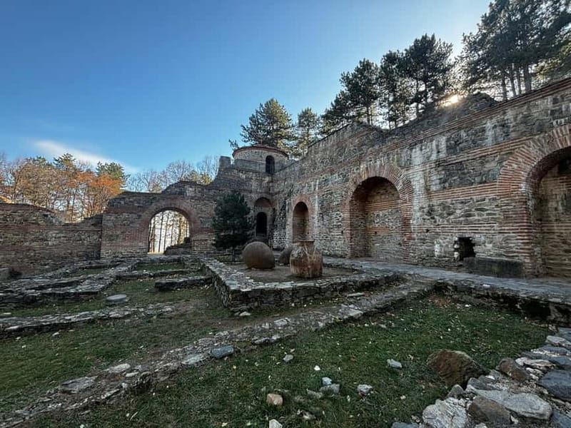Small Group: Sofia to Kyustendil Fortress & Sequoia Park - Hisarlaka Fortress: short climb, big payoff