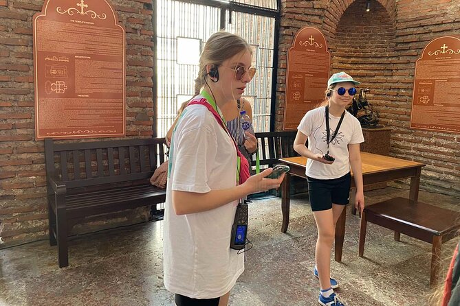 Sofia Audio guide Tour offers available in 7 languages - Who should book this Sofia audio guide tour?